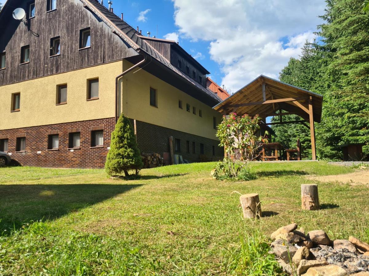 Apartman Cardovi Dolni Morava Exterior photo